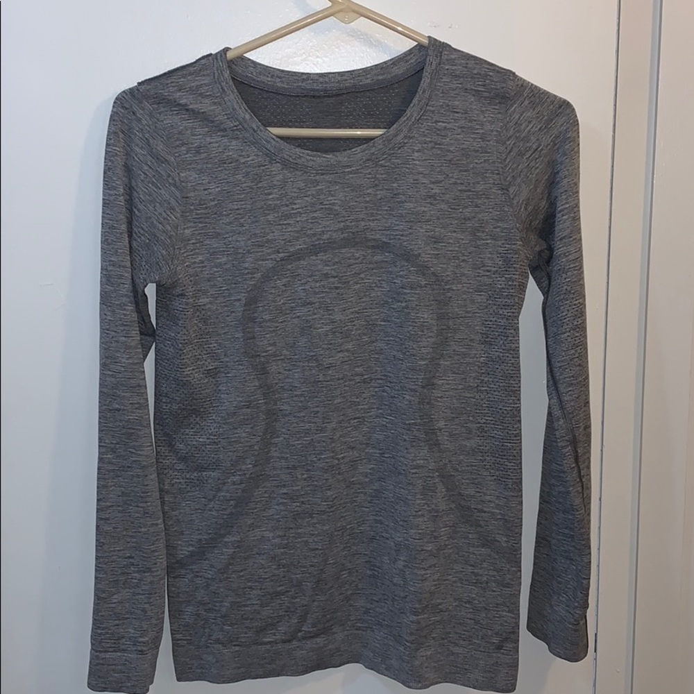 Size 4 Gray LuLu lemon long sleeve